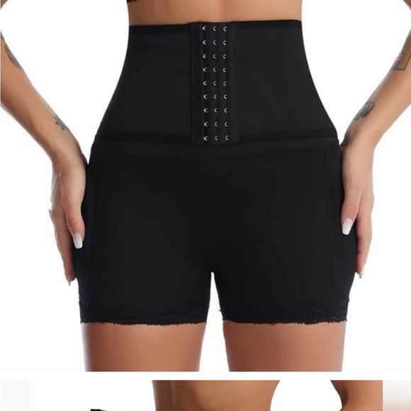 High-Waisted Black Women's Shorts Black Med - Picture 6 of 6